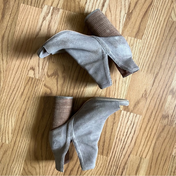 Jeffery Campbell | Oath Infinity Heel Peep Toe Bootie, Taupe, Size 8.5 - Picture 3 of 12